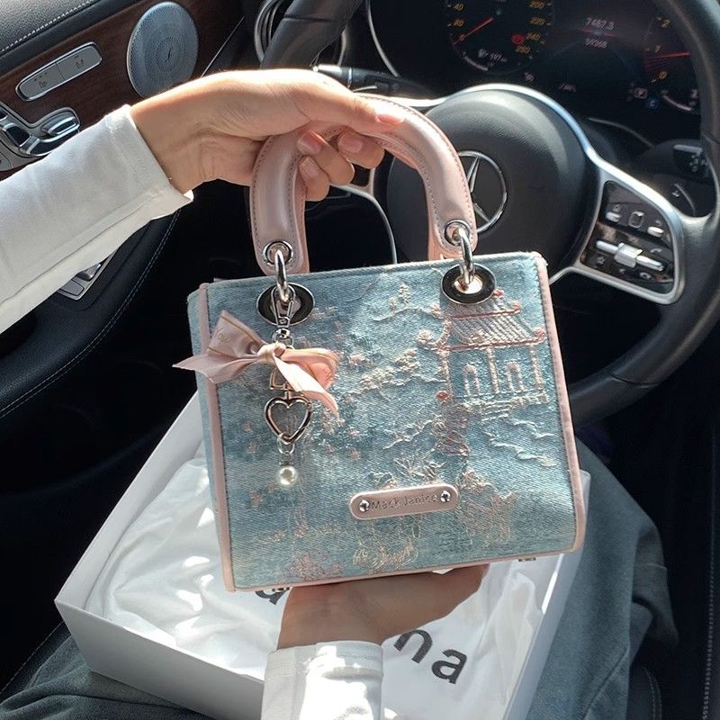 High Value Light Luxury Contra - Luxury Bags Levels review and price