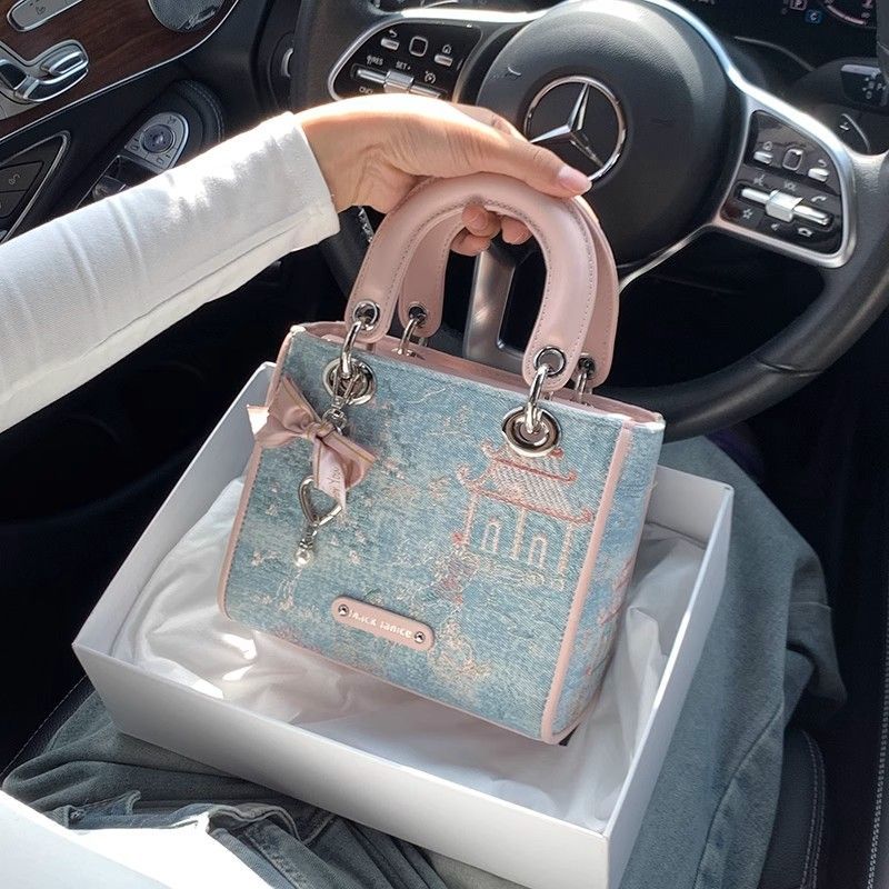 High Value Light Luxury Contra - Luxury Bags Levels review and price